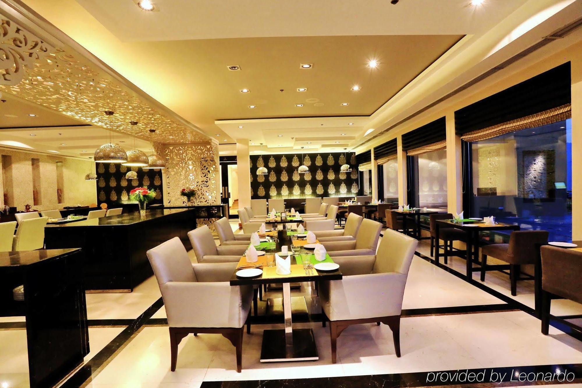 Srīnagar 泰姬陵视野辟班塔酒店 外观 照片